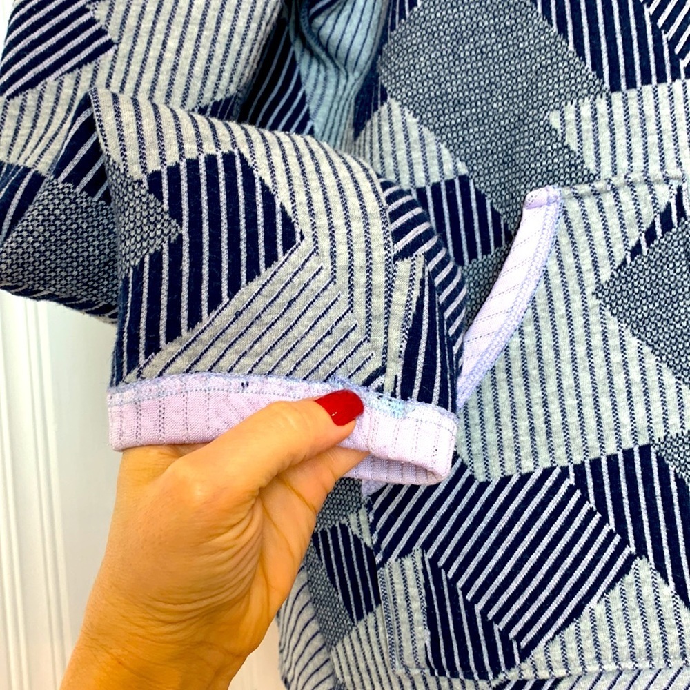 Geometrical lavender, navy and light grey quilted jacket - Picture 6 of 7